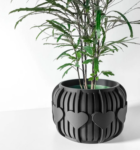 The Aldes Heart Planter Pot